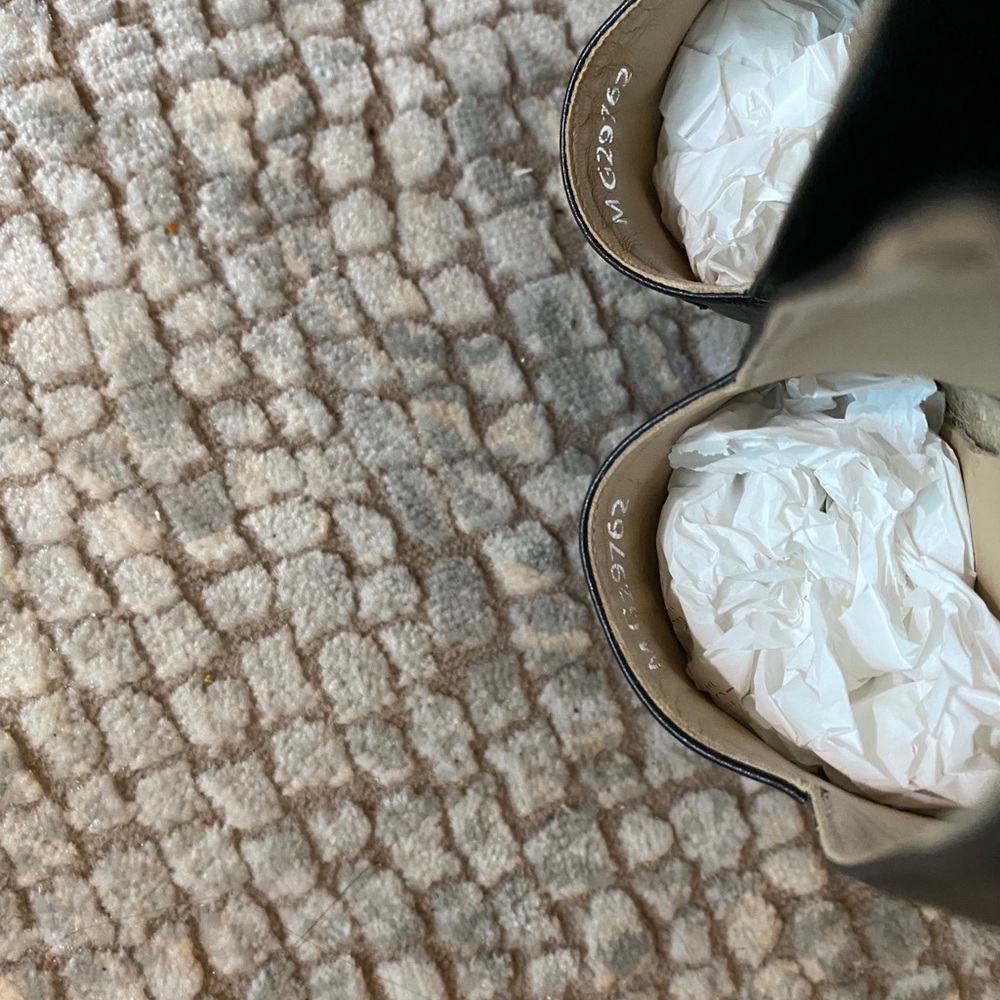 CHANEL BLACK LAMBSKIN ESPADRILLES (37) - Picture 7 of 8